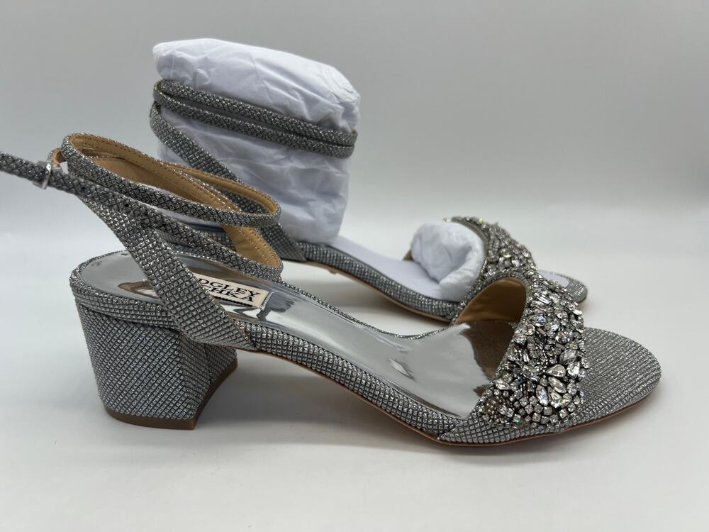 Badgley Mischka Women's Jada Ankle Wrap Block Heel Silver MP5316 Size 9 NIB